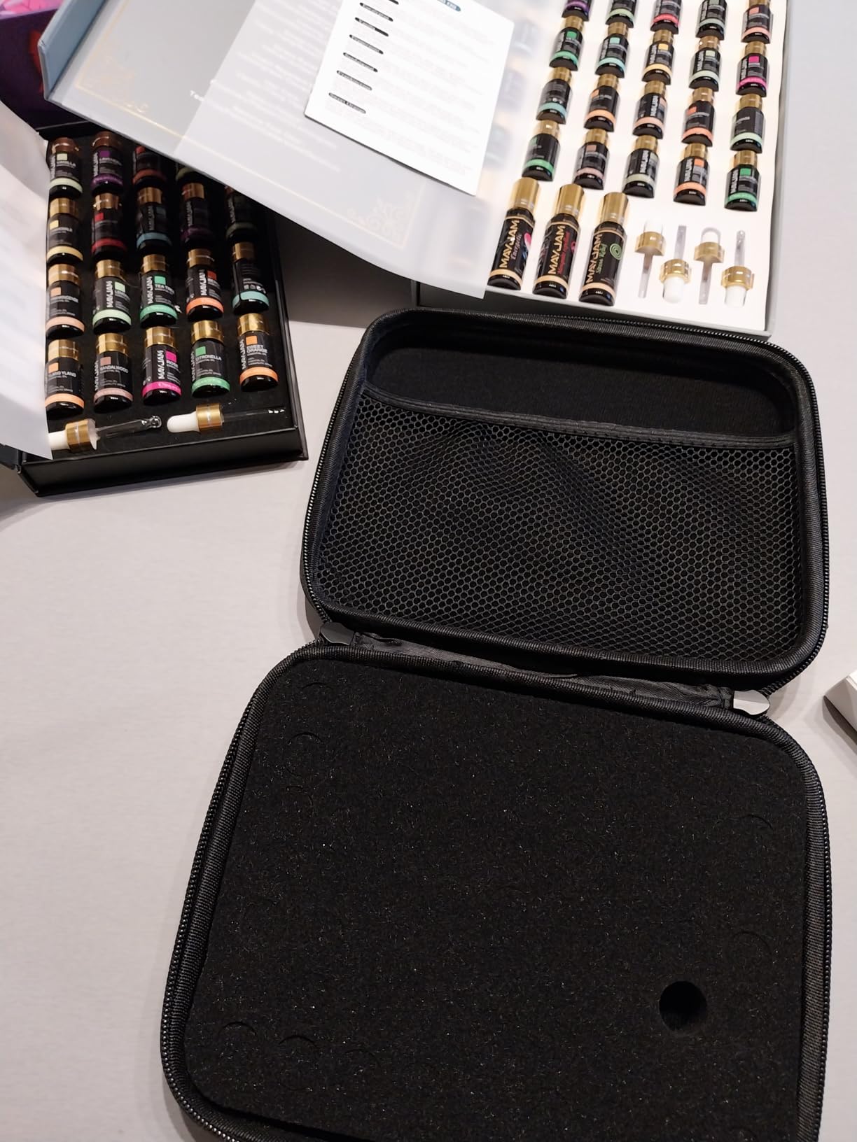 OUKENS Cuisine et maison étui huile essentielle noir 63 flacons