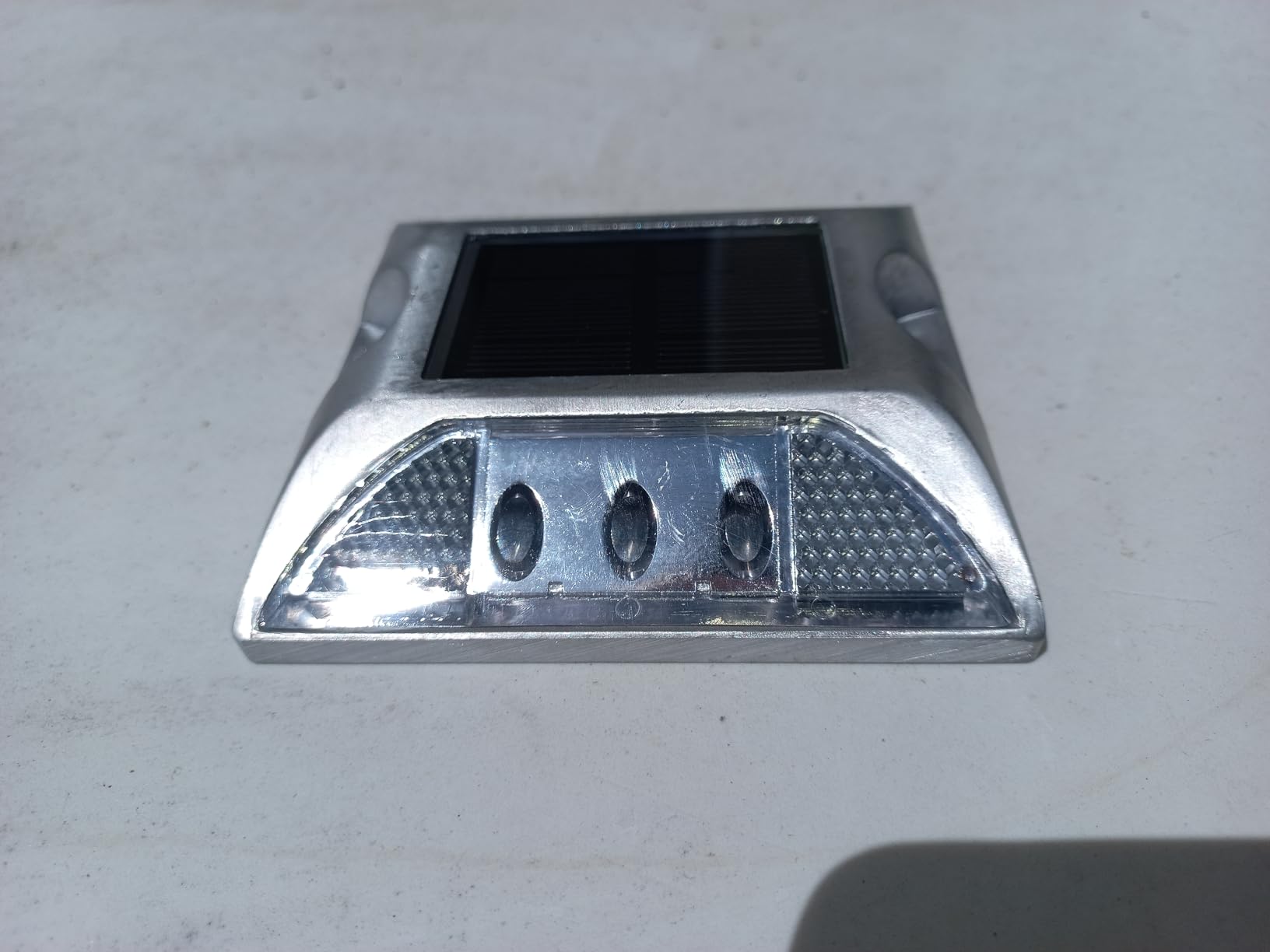 OUKENS Lampe solaire de sol rouge IP65