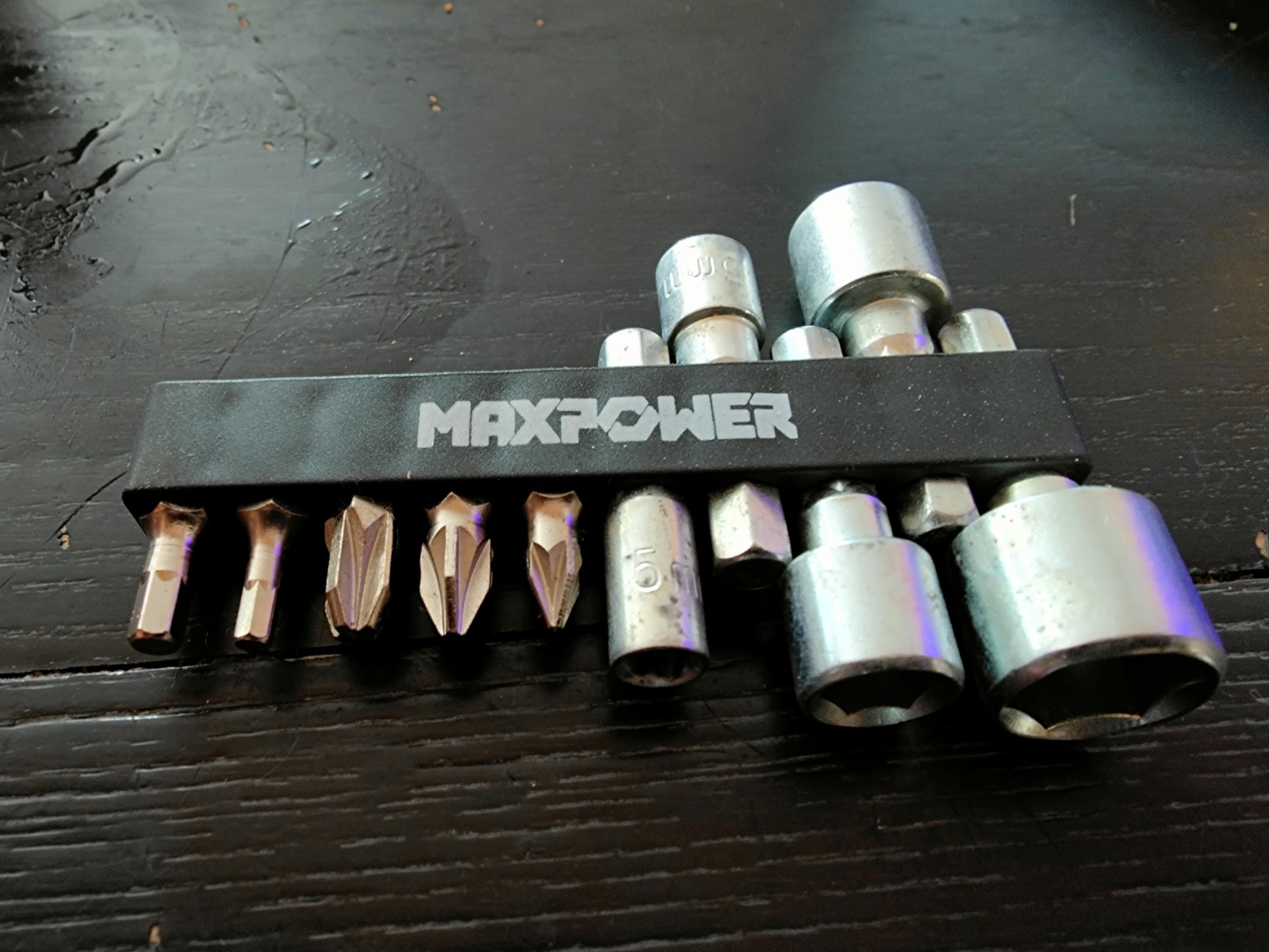 MaxPower Série de tournevis cliquet 16 en 1 magnétique extension