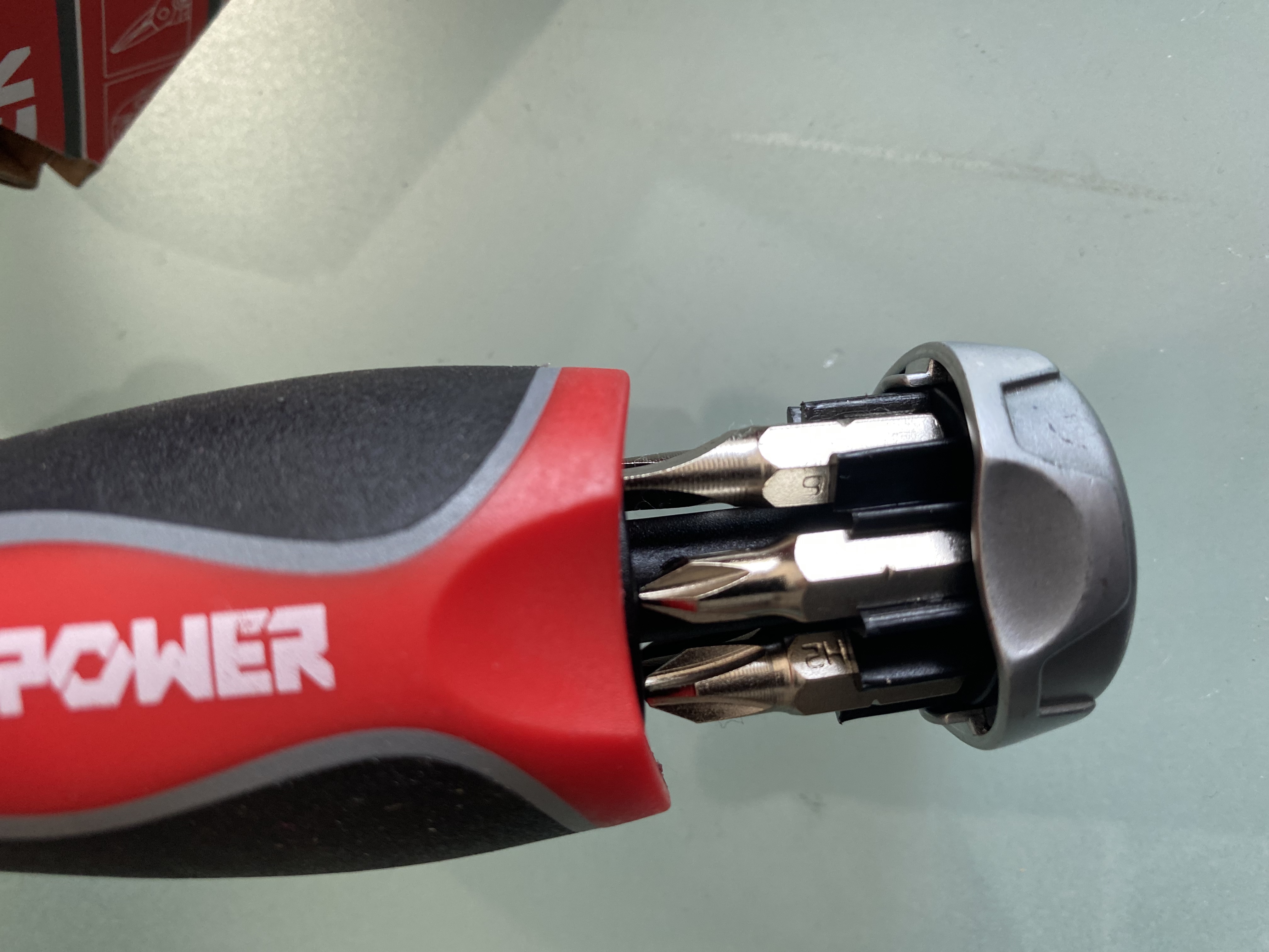MaxPower Série de tournevis cliquet 16 en 1 magnétique extension