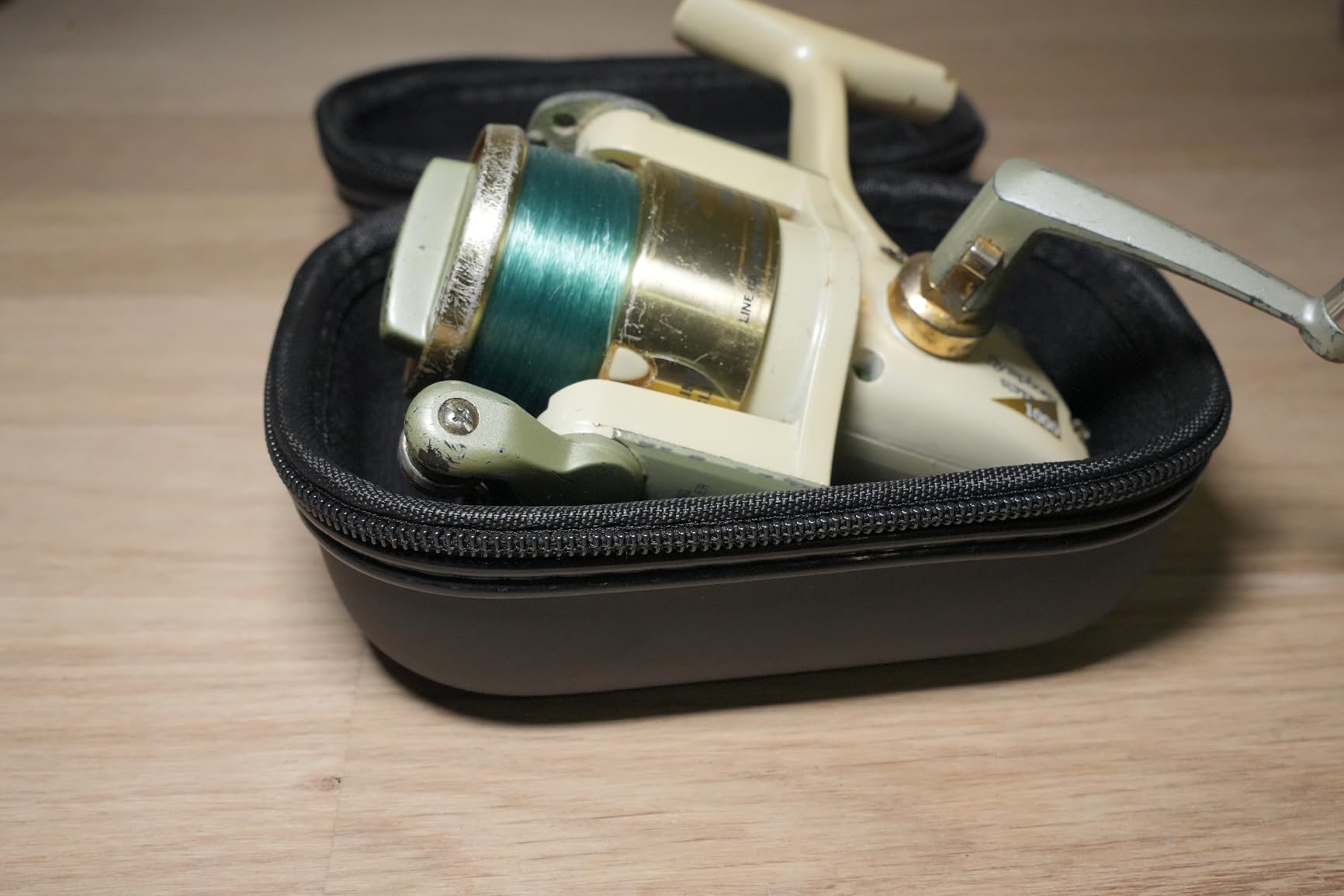 OUKENS Sports et loisirs Sac moulinet pêche 15x12,5x9,5 cm EVA