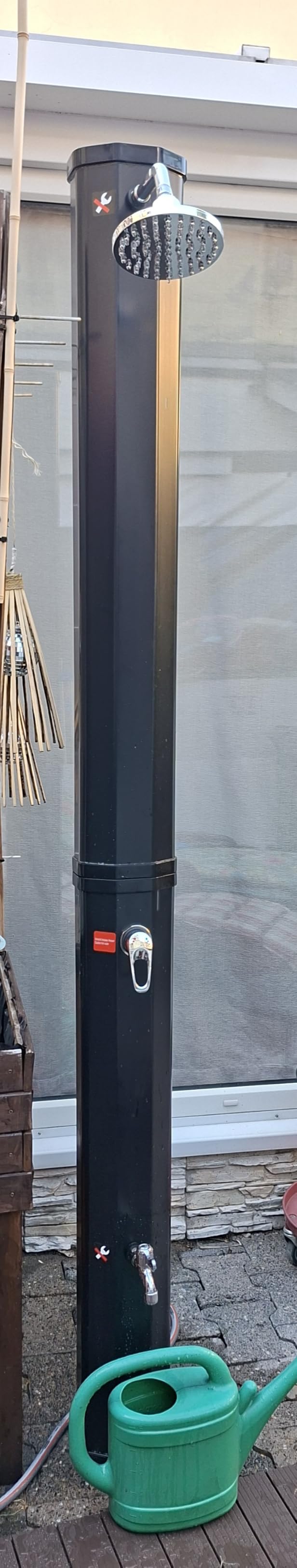 CCLIFE DIY Tools Douche Solaire 35L avec Socle Noir