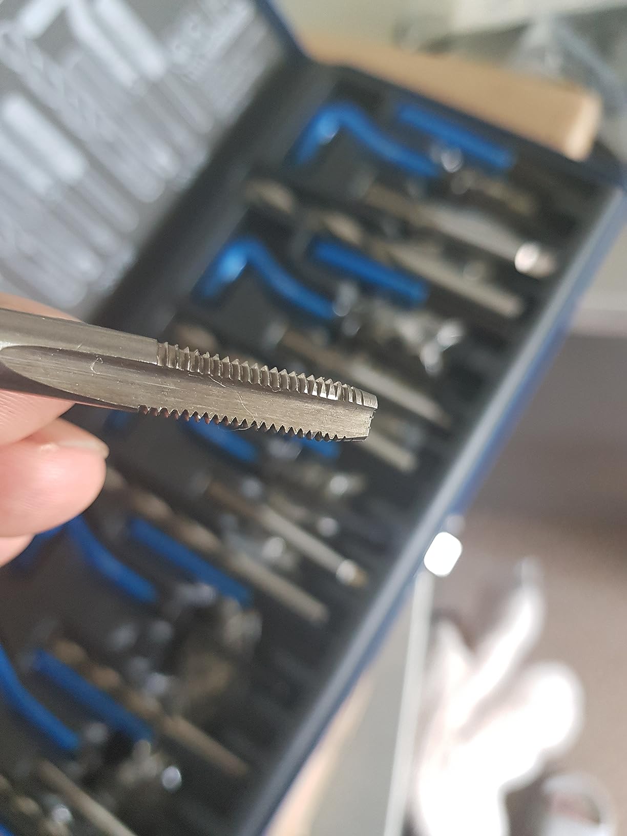 CCLIFE Thread Cutting kit réparation filetage 131 pièces M5-M12
