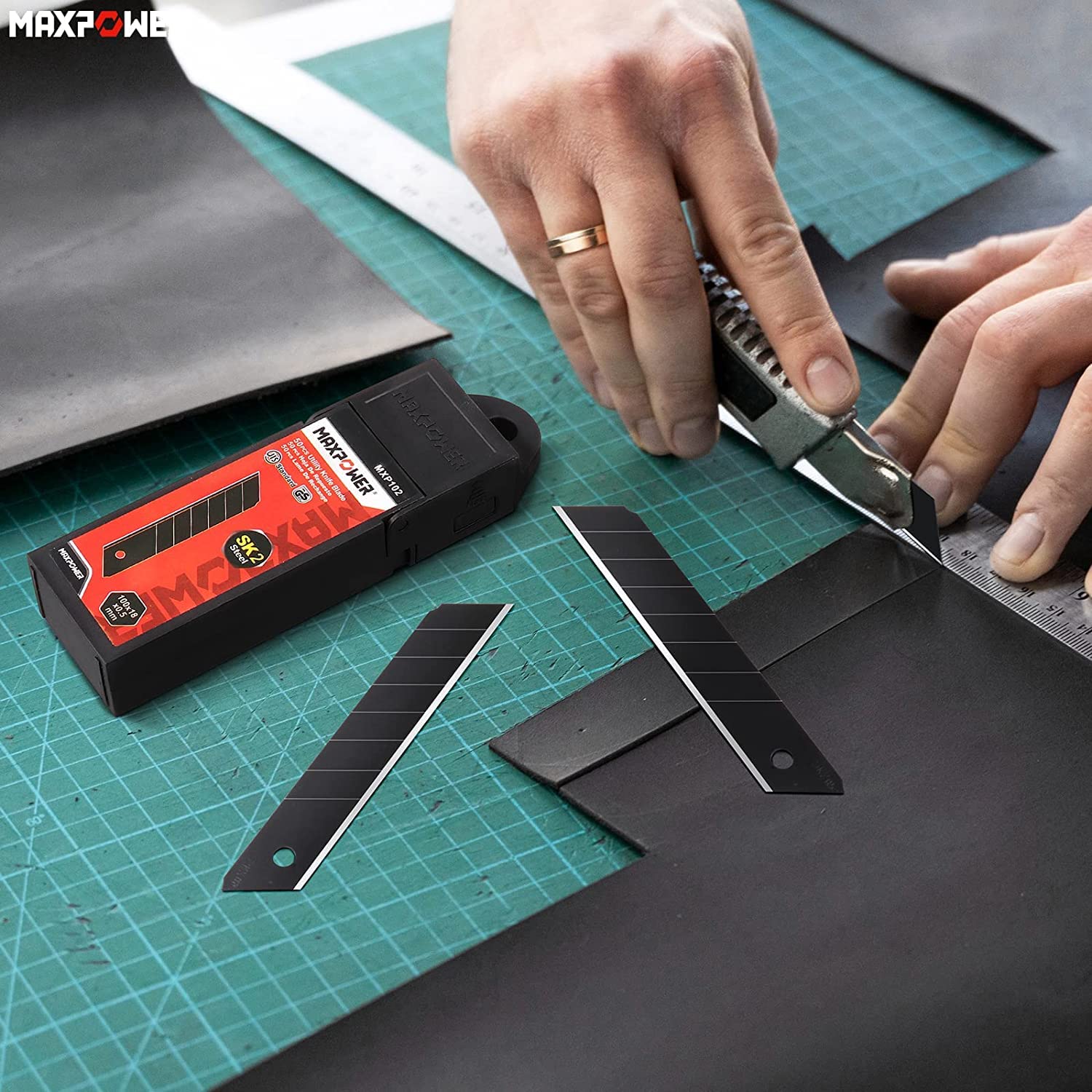 MaxPower Outils de coupe lames cutter 18 mm x50 SK2