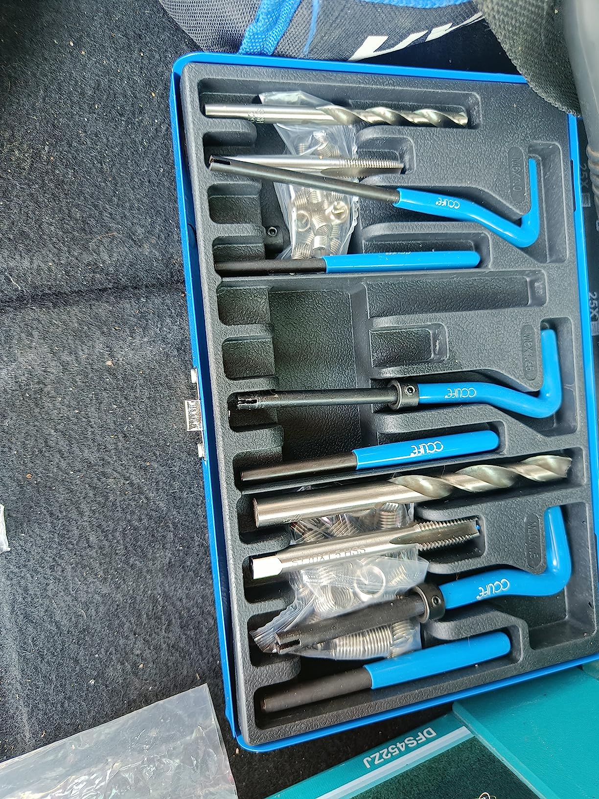 CCLIFE Thread Cutting kit réparation filetage 131 pièces M5-M12