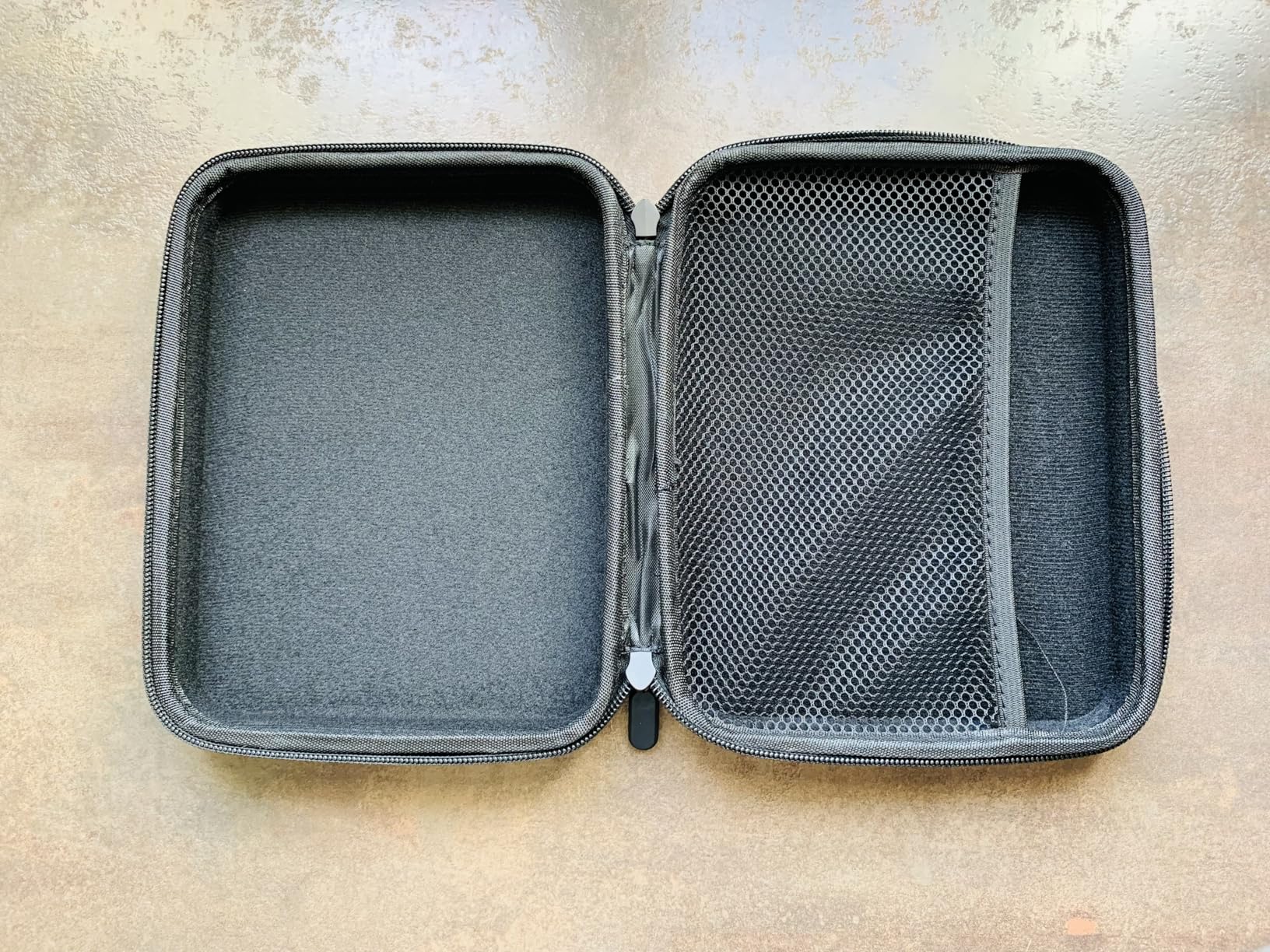 OUKENS Cuisine et maison étui huile essentielle noir 63 flacons