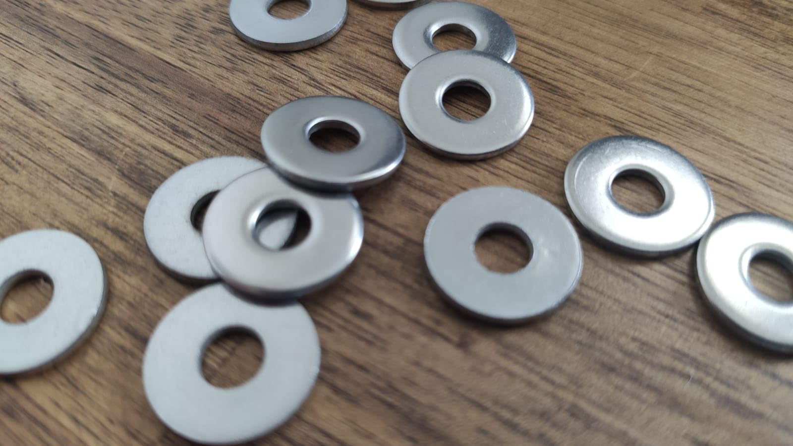 DAUMLINK Rondelles carrosserie inox A2 8,4x25x1,5 lot 25