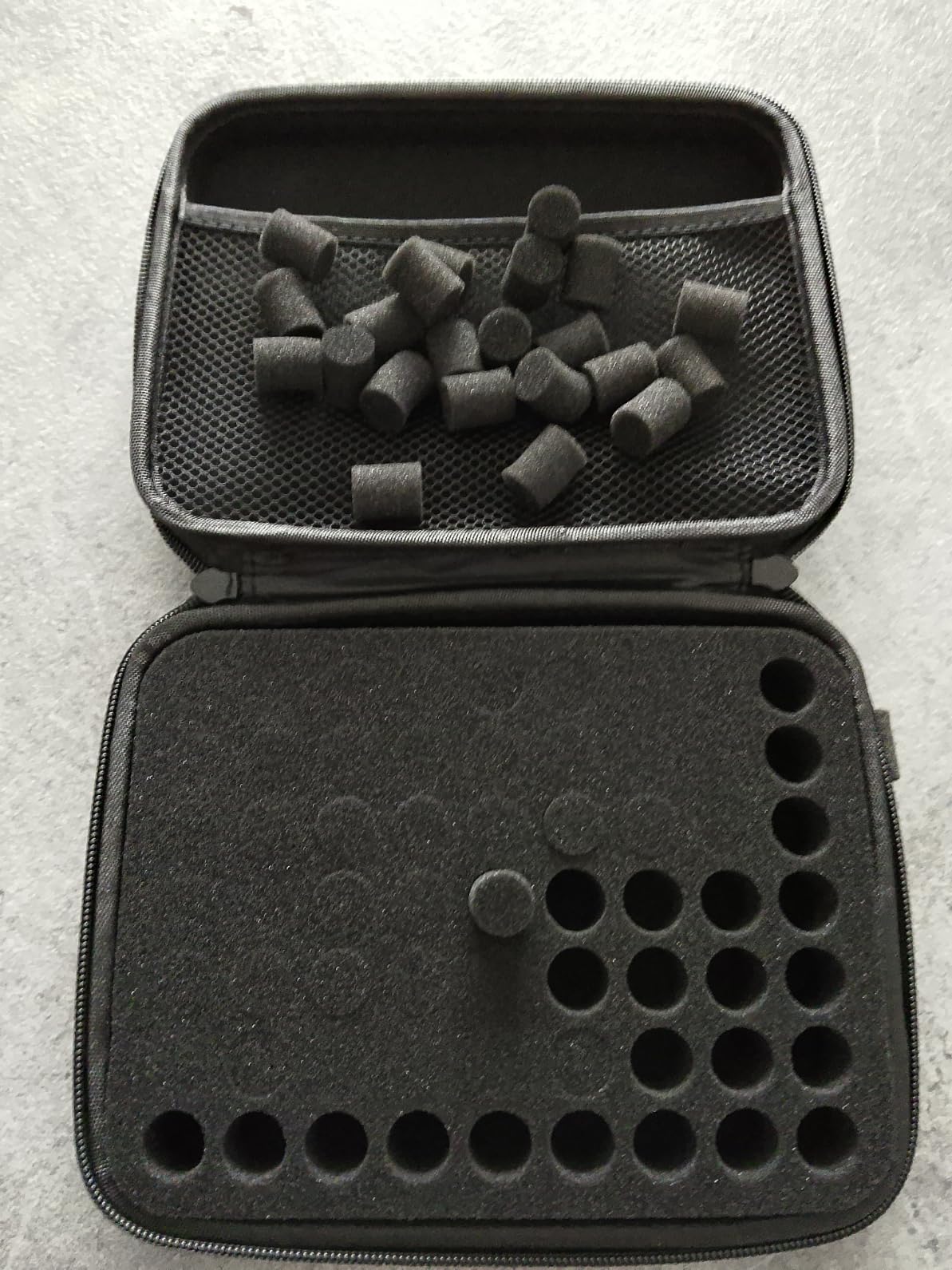 OUKENS Cuisine et maison étui huile essentielle noir 63 flacons