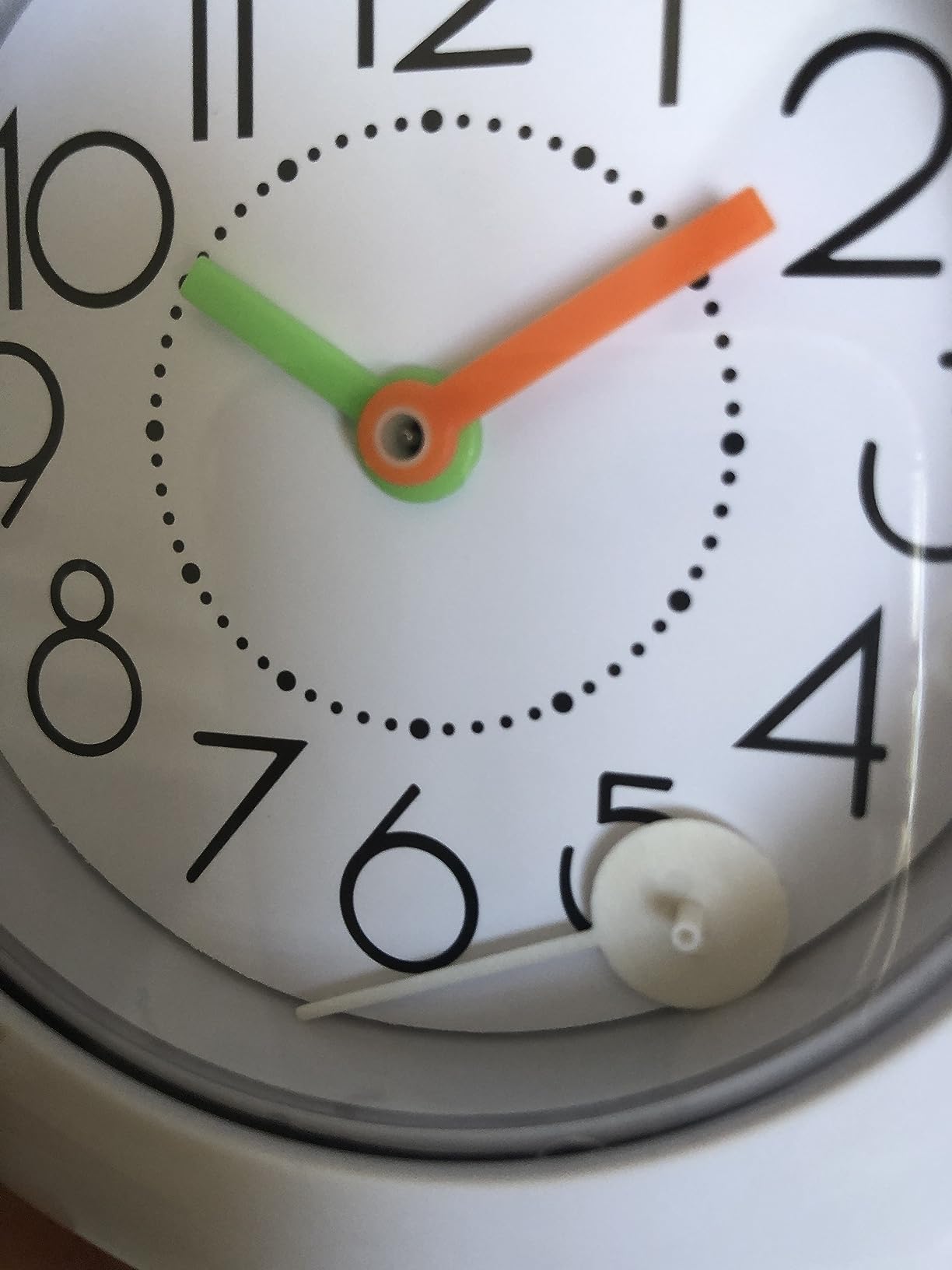 Jadeshay Horloge Salle de Bain Blanche Étanche